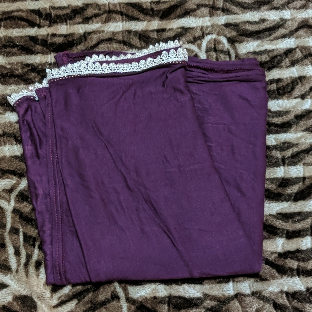 🌷Women's Scarf/Shawl/Wrap/Hijab Purple with trim